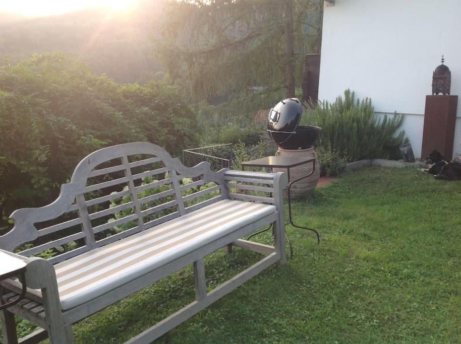 Charmantes Landhaus Mit Garten Und Traumhaftem Fernblick Thal  Екстер'єр фото