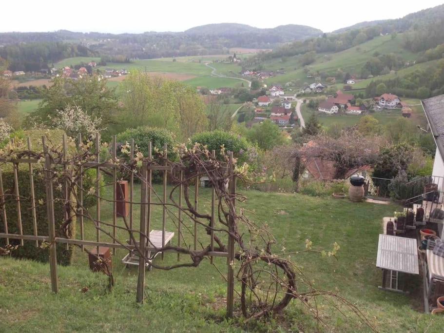Charmantes Landhaus Mit Garten Und Traumhaftem Fernblick Thal  Екстер'єр фото